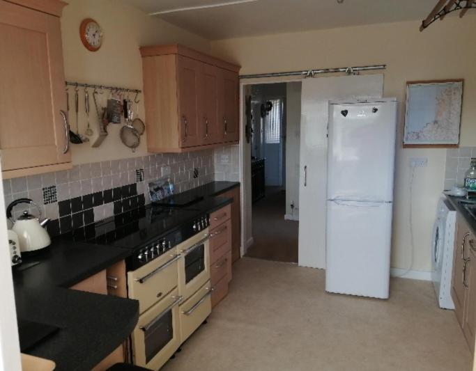 Curlews Cottage - House With 3 Bedrooms And Garden - Walking Distance To The Beach Perranporth Exteriér fotografie
