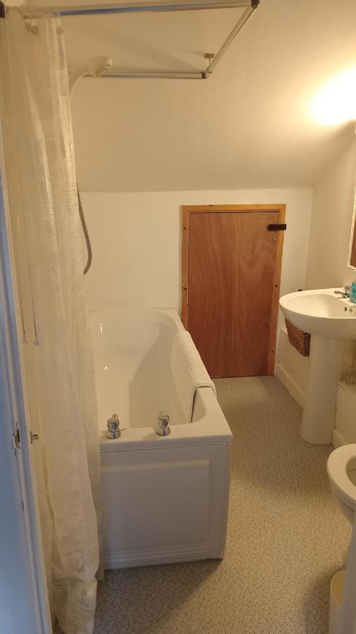 Curlews Cottage - House With 3 Bedrooms And Garden - Walking Distance To The Beach Perranporth Exteriér fotografie